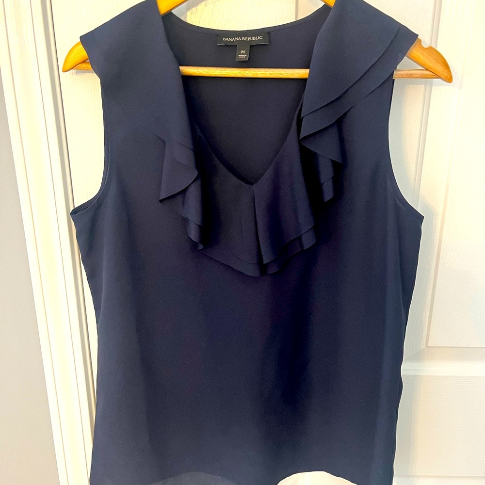 Banana Republic Navy Ruffle V-Neck Sleeveless Blouse